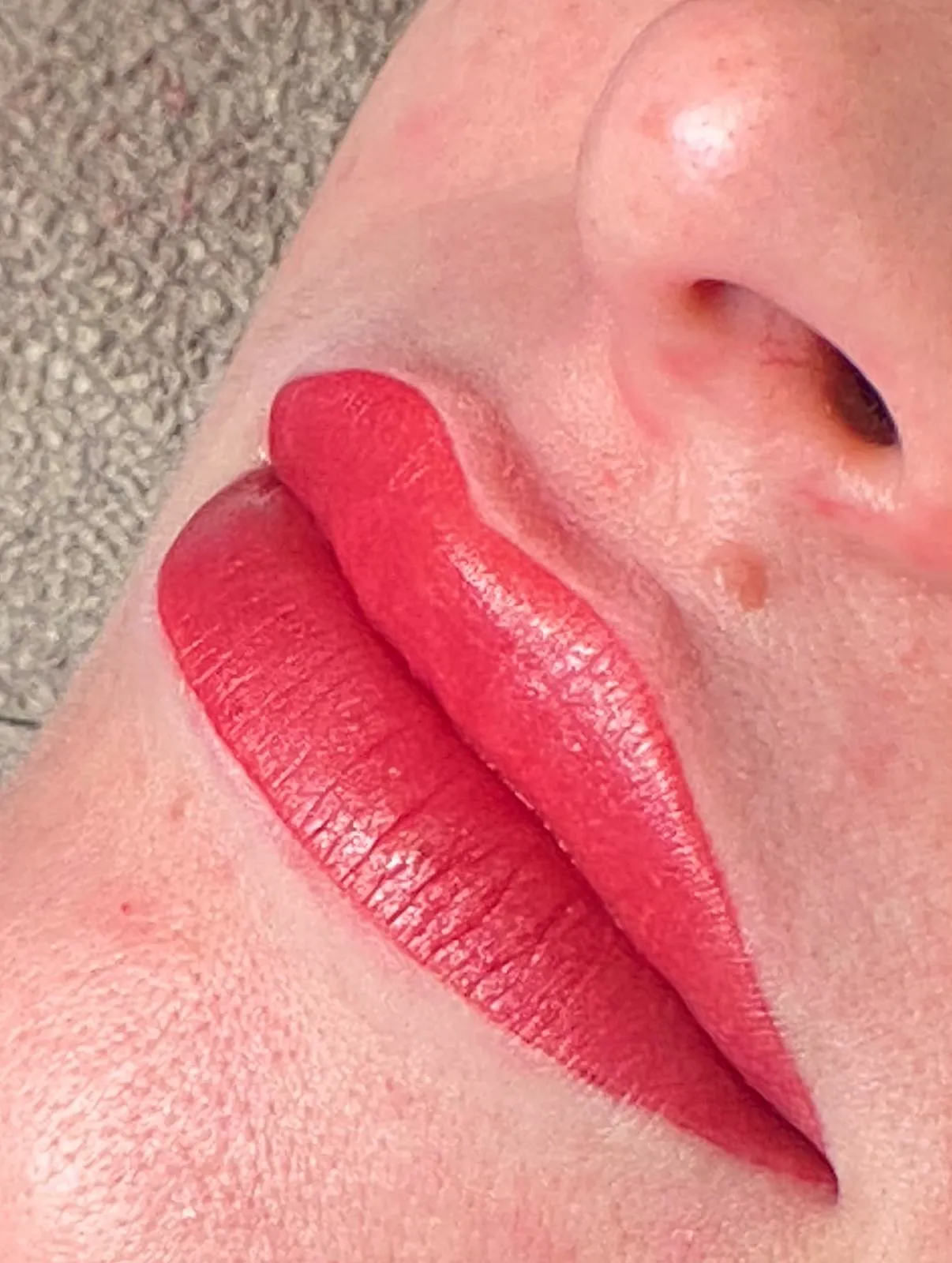 Permanentní makeup rty